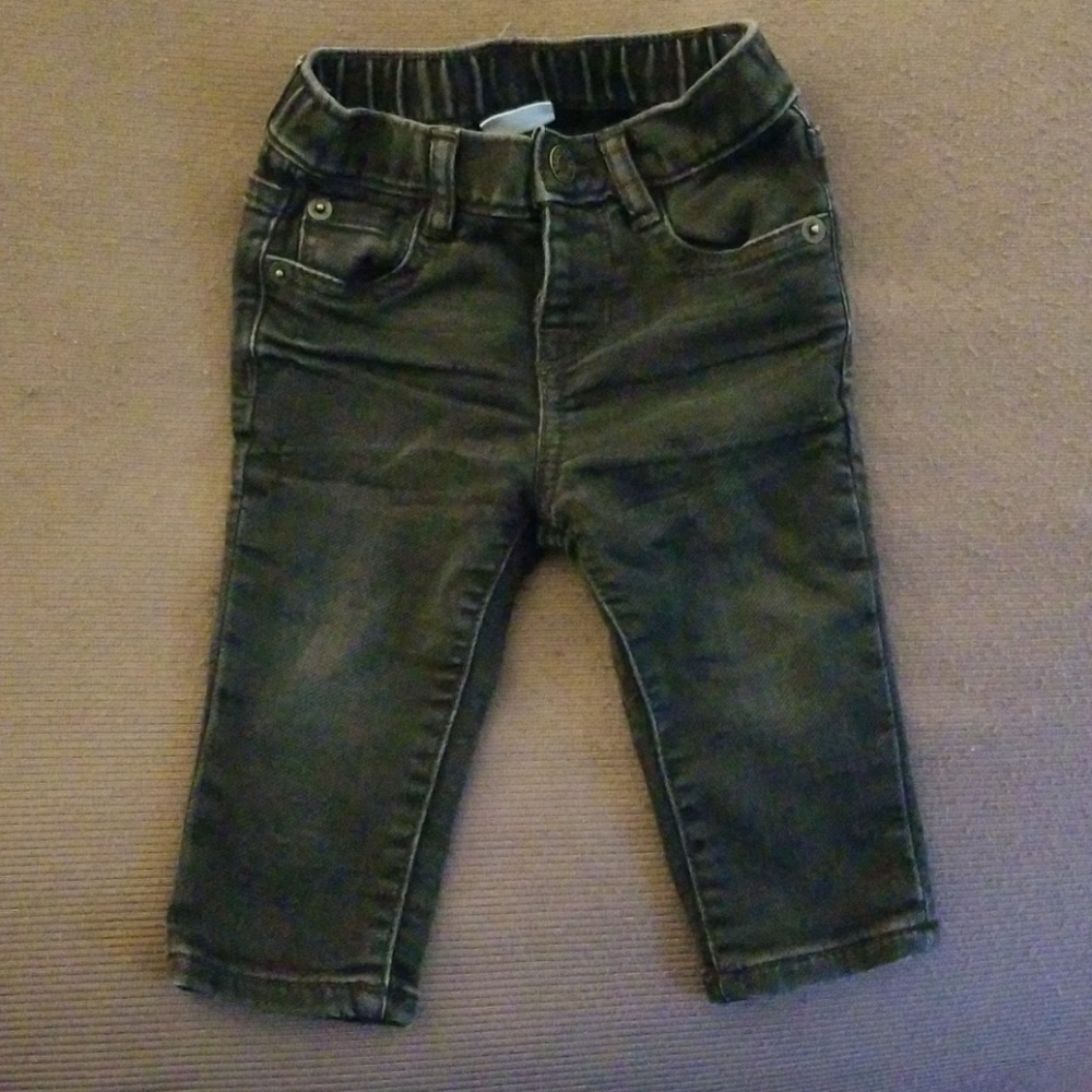 babyGap Black Skinny Jeans, Boy Sz 6-12 mo